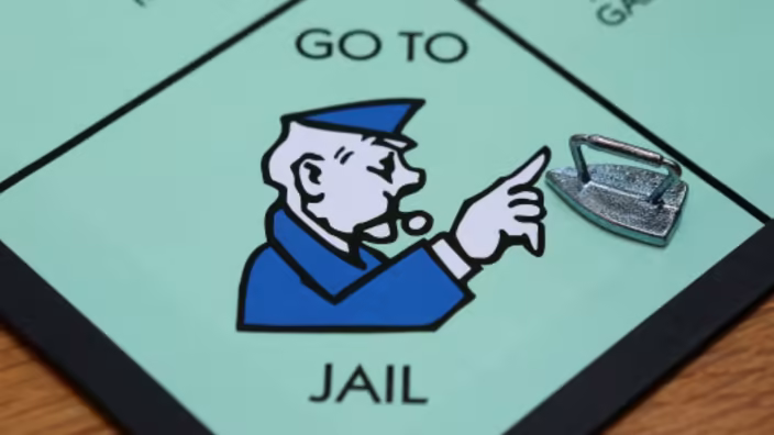 Ne passez pas par la case départ