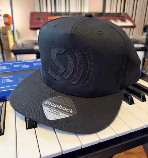 Casquette noire avec logo brodé - Black Edition